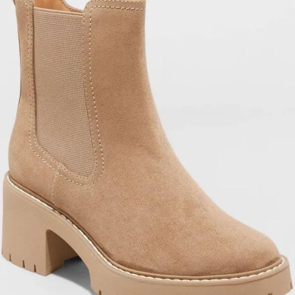 Universal Thread Tan Suede Chelsea Block Heel Ankle Boots